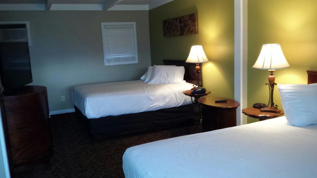 Kentucky Lake Inn Gilbertsville Екстериор снимка
